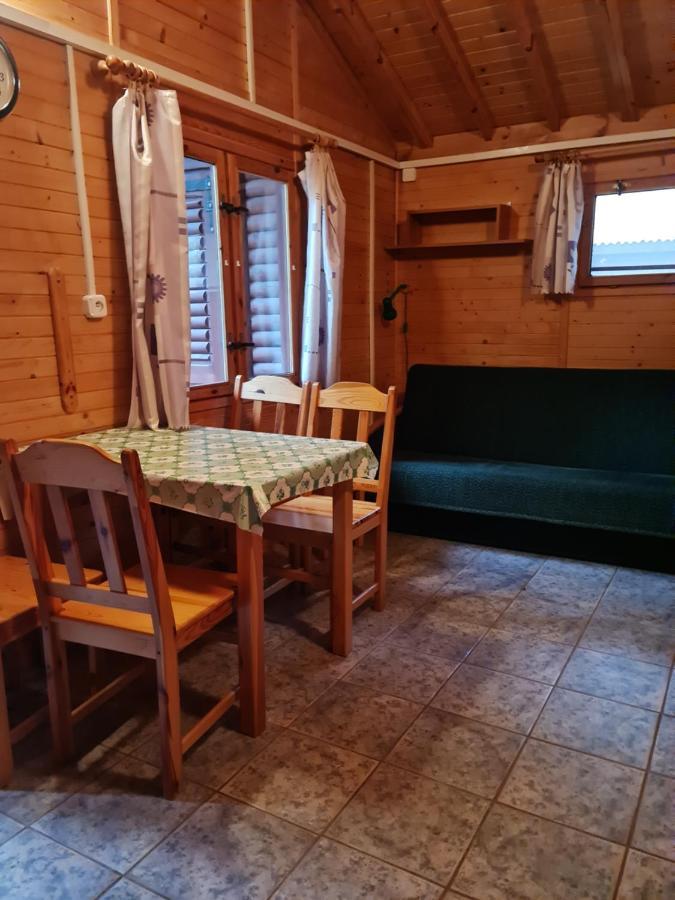 Vila Domki Energetyk Pogorzelica  Exteriér fotografie